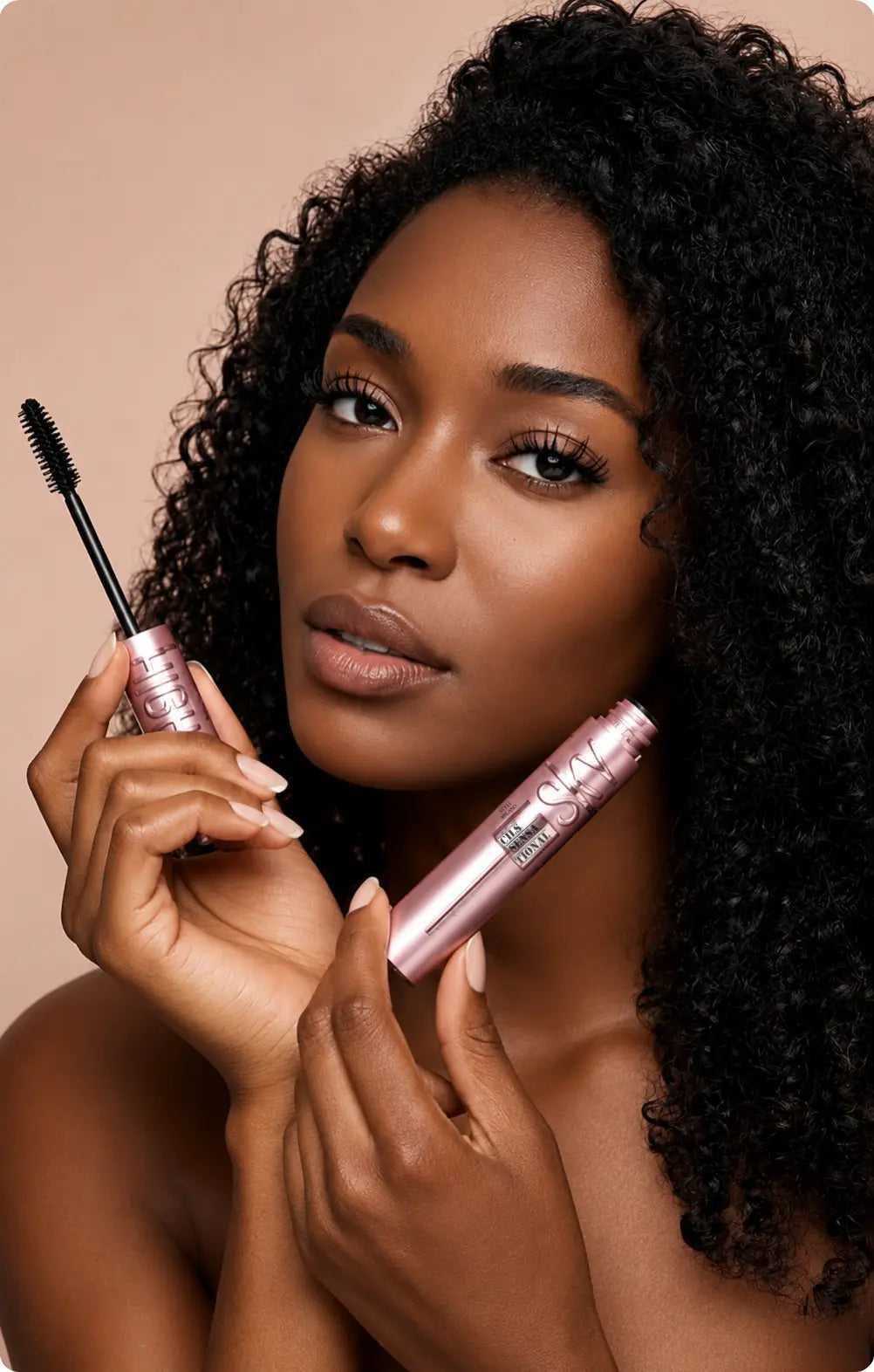 Cils XXL – Mascara Volume Cils Au Ciel & Lift Extrême STYLI
